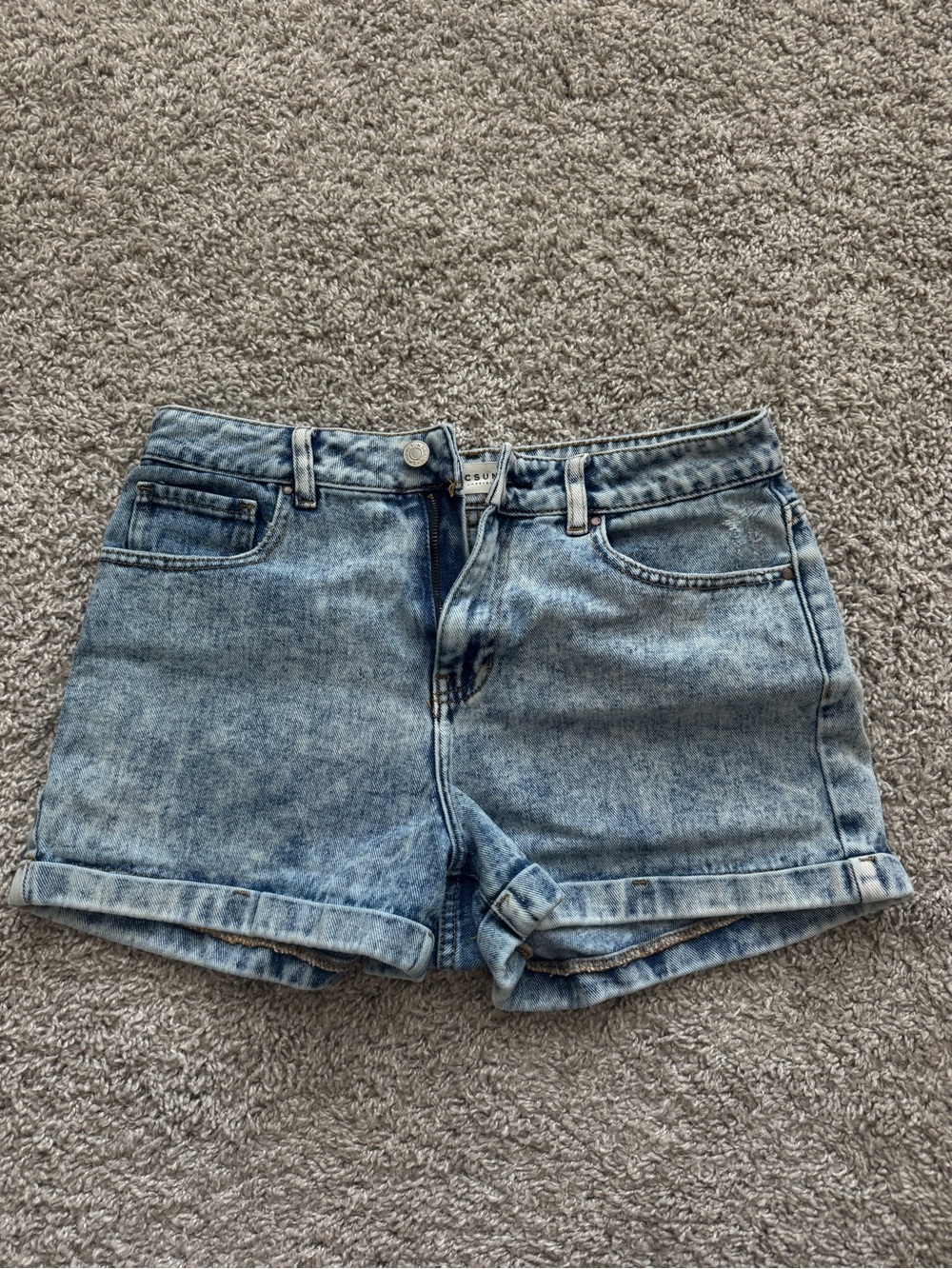 PacSun Light Wash Denim Roll-Cuff Women's Shorts